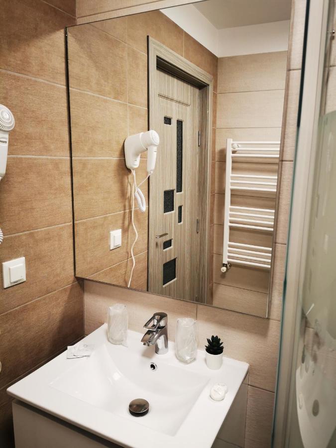 Doftana Apartaments Teşila Exterior foto